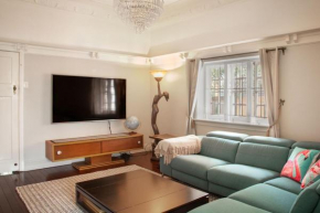 Cozy2 Bedroom Apartment in Trendy new Farm